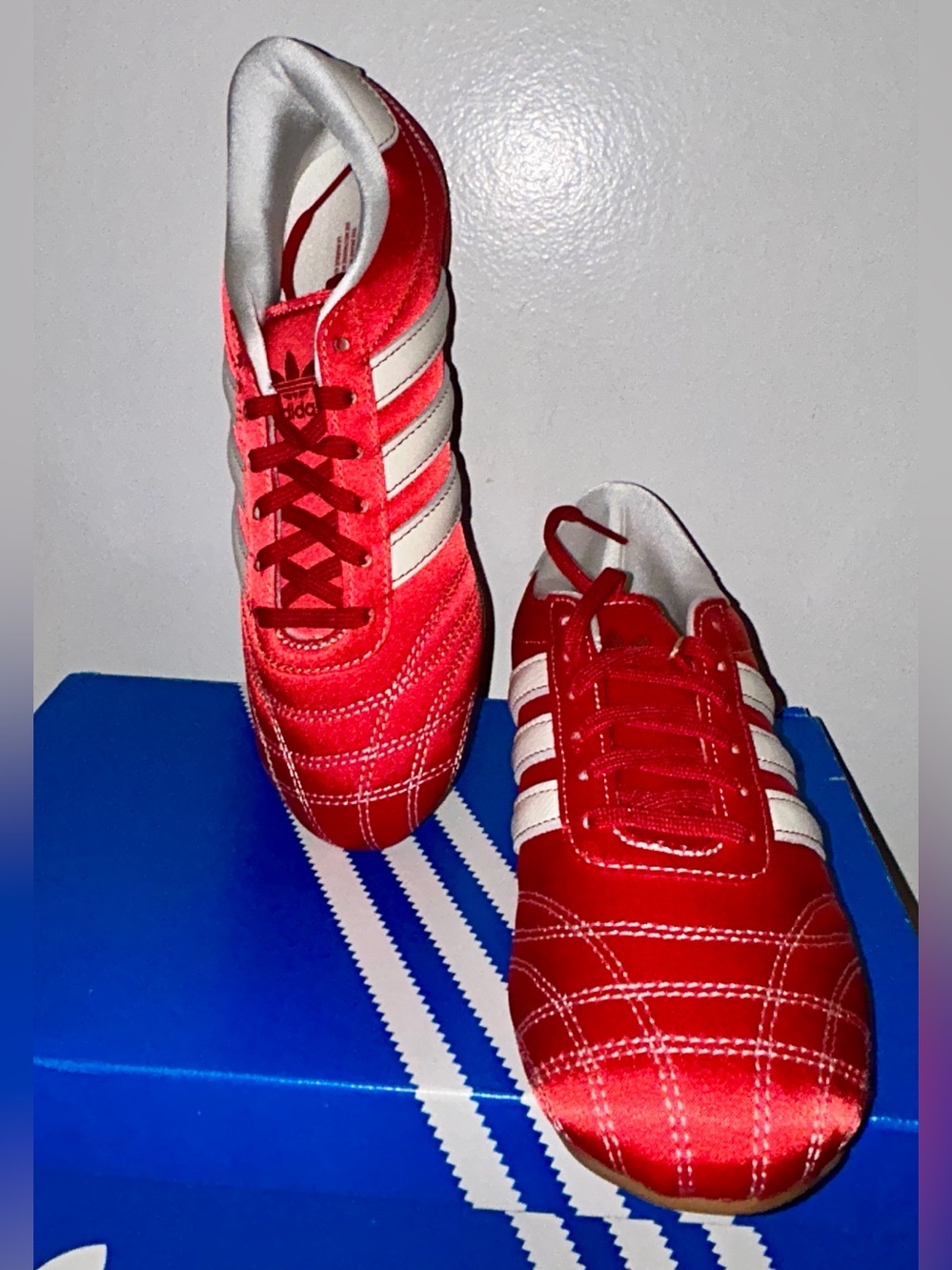 adidas Women's Taekwondo Lace "Better Scarlet". Size 6 New in Box with Tags - Picture 2 of 11